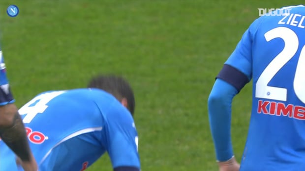 Insigne's unthinkable assist for Lozano